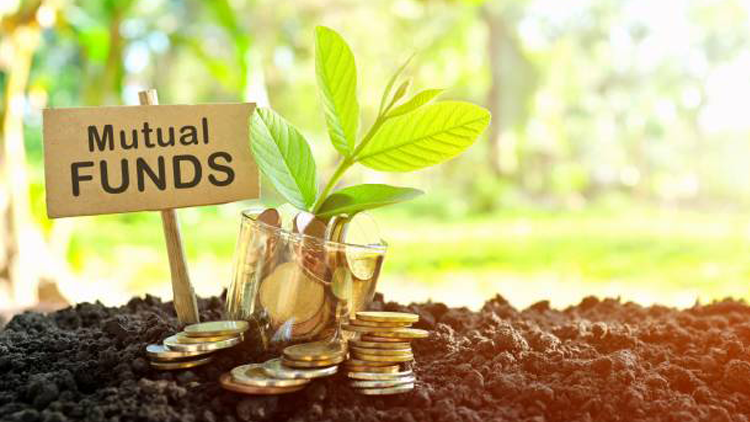 Is It Advisable to Invest in Solution-Oriented Mutual Funds for Retirement? A Comprehensive Guide